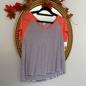 MEDIUM Women’s Charming Charlie Shirt